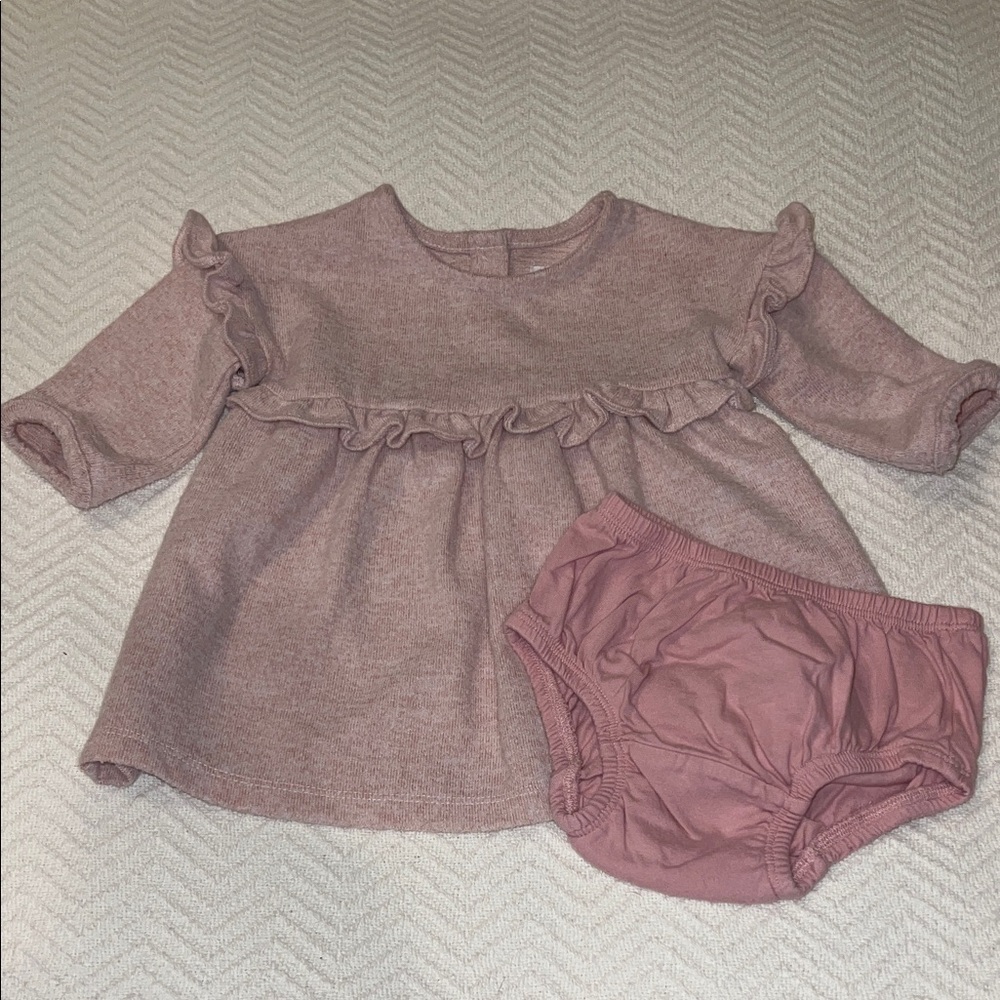 GAP Mauve Ruffled Baby Dress and Diaper Cover Set